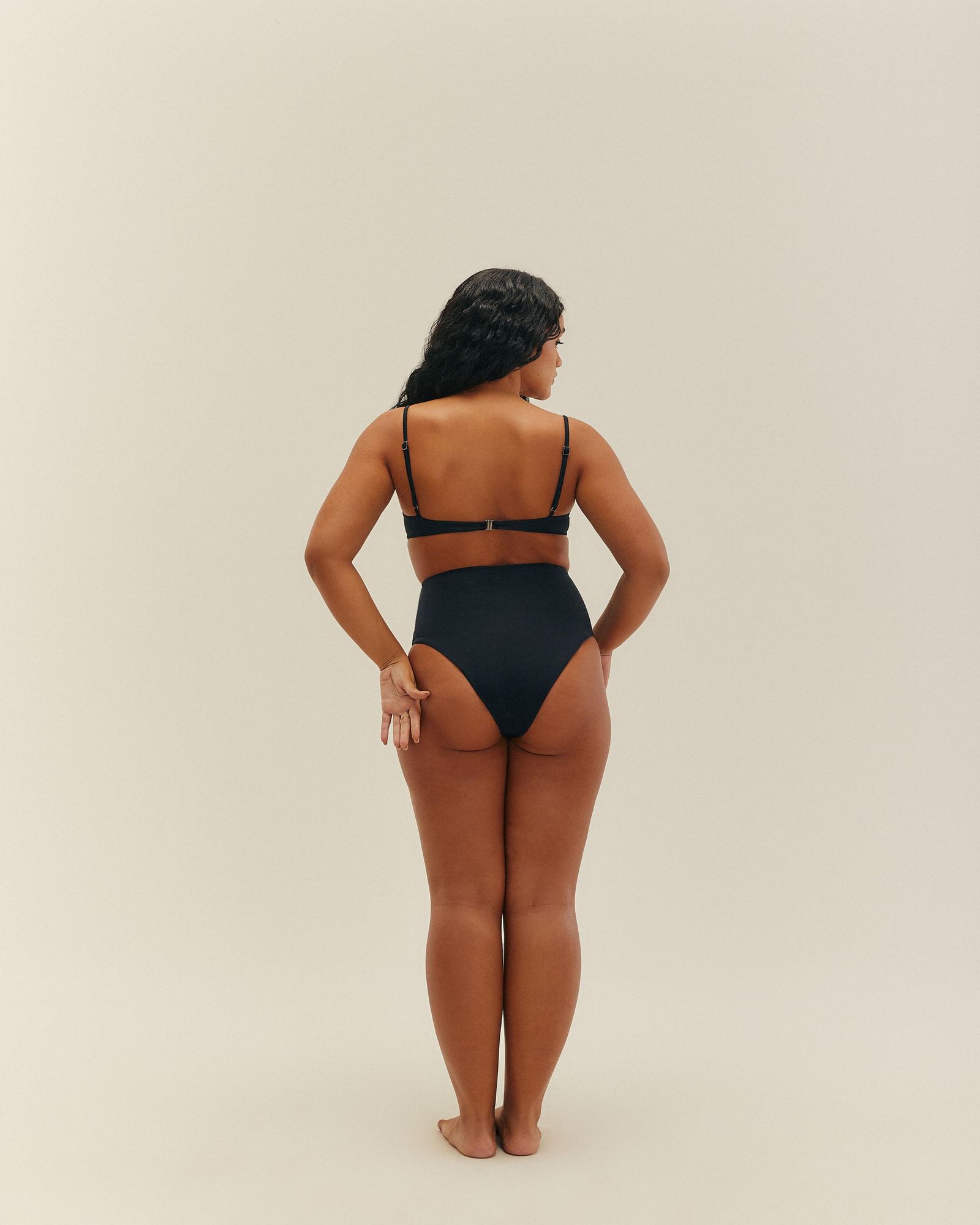 01040149_0001_2-HOTPANTS-VINTAGE
