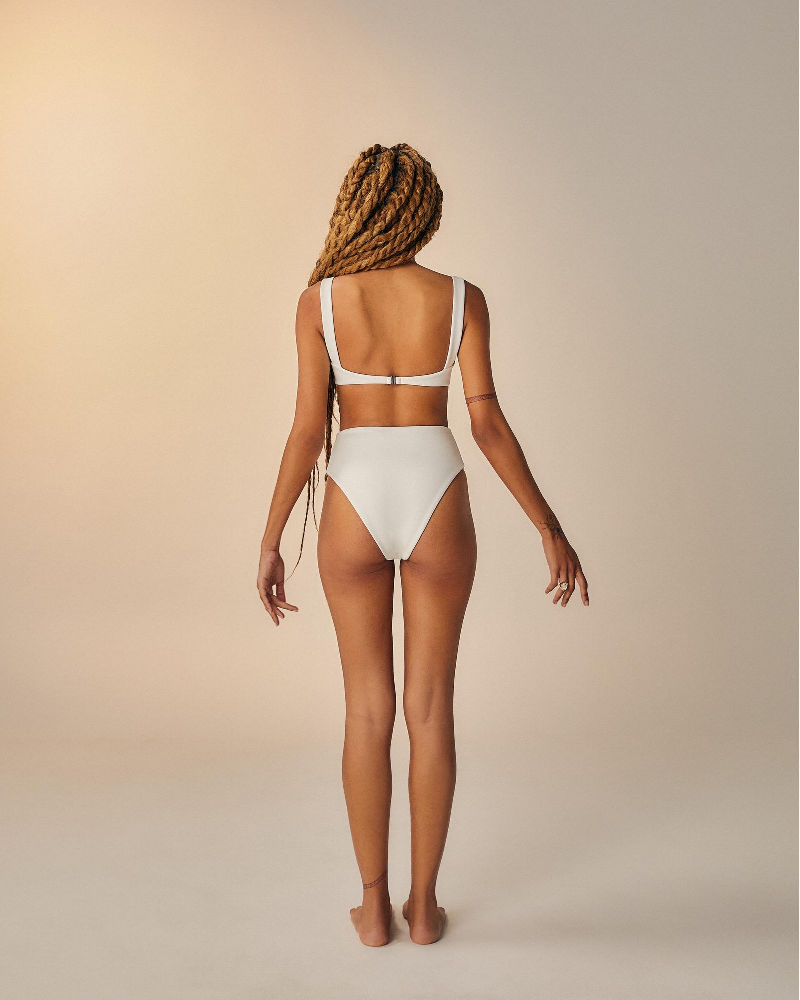 01040074_0014_2-HOTPANTS-CLASSICA-CREPE