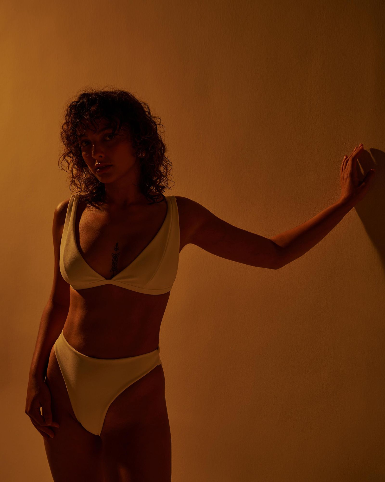 01040286_0014_5-HOTPANTS-MAH-CREPE