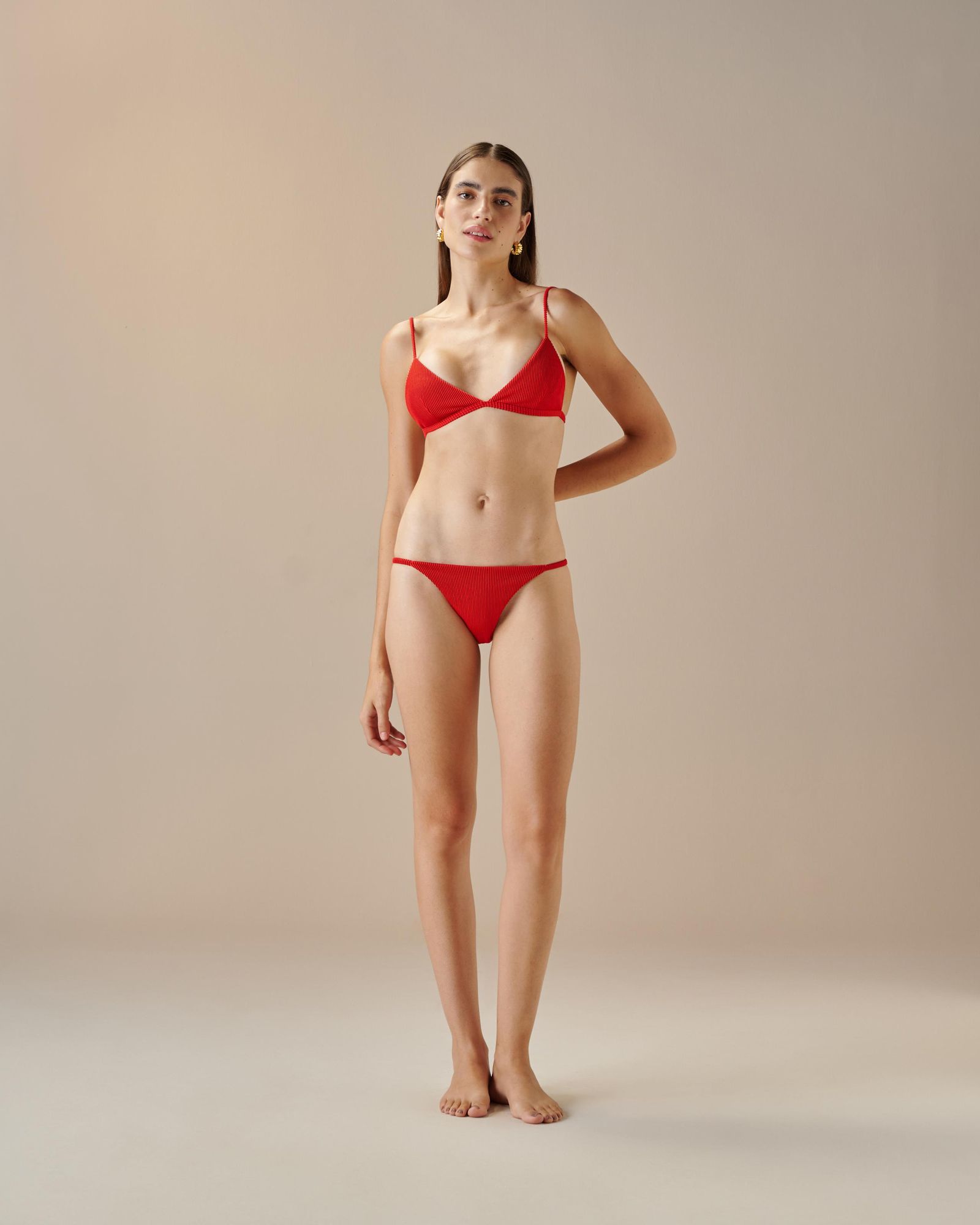 01030565_0247_1-TOP-OLIVIA-NERVURA