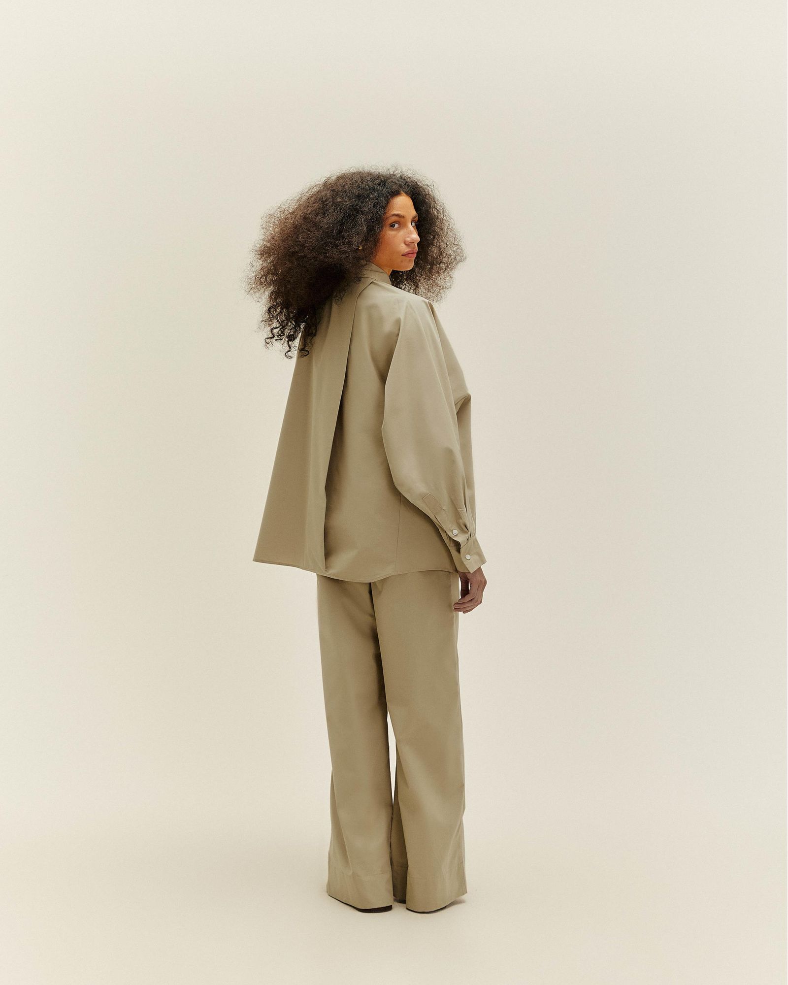 03070075_0322_2-CAMISA-OVERSIZED