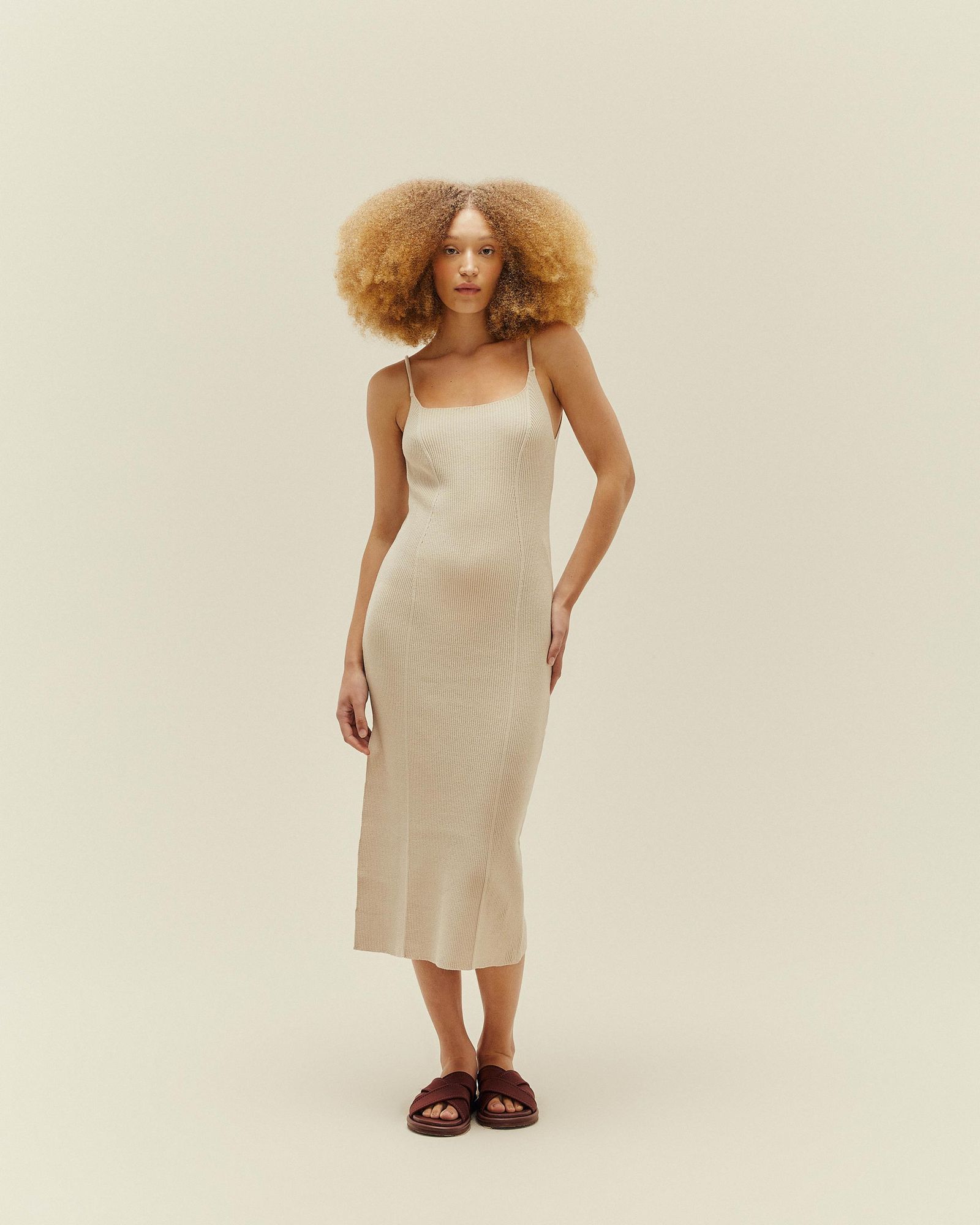 03010227_0112_1-VESTIDO-ELISA-TRICOT