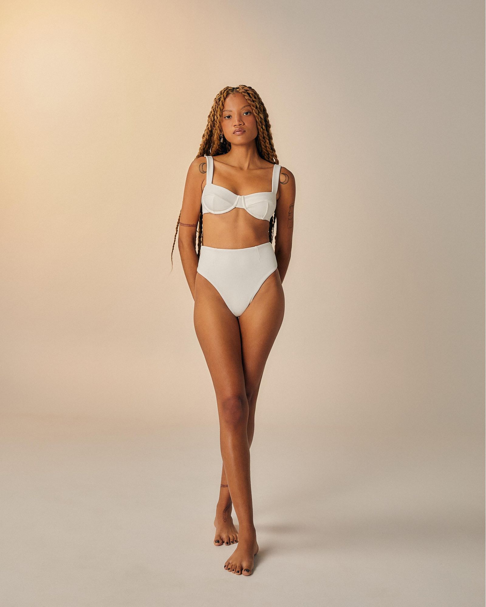 01040074_0014_1-HOTPANTS-CLASSICA-CREPE