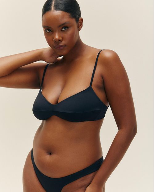 01030668_0001_5-TOP-MONICA-REGULAVEL-FP