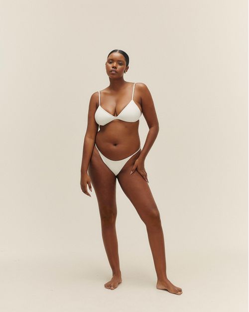 01040543_0014_1-CALCINHA-TINA-REGULAVEL-FP