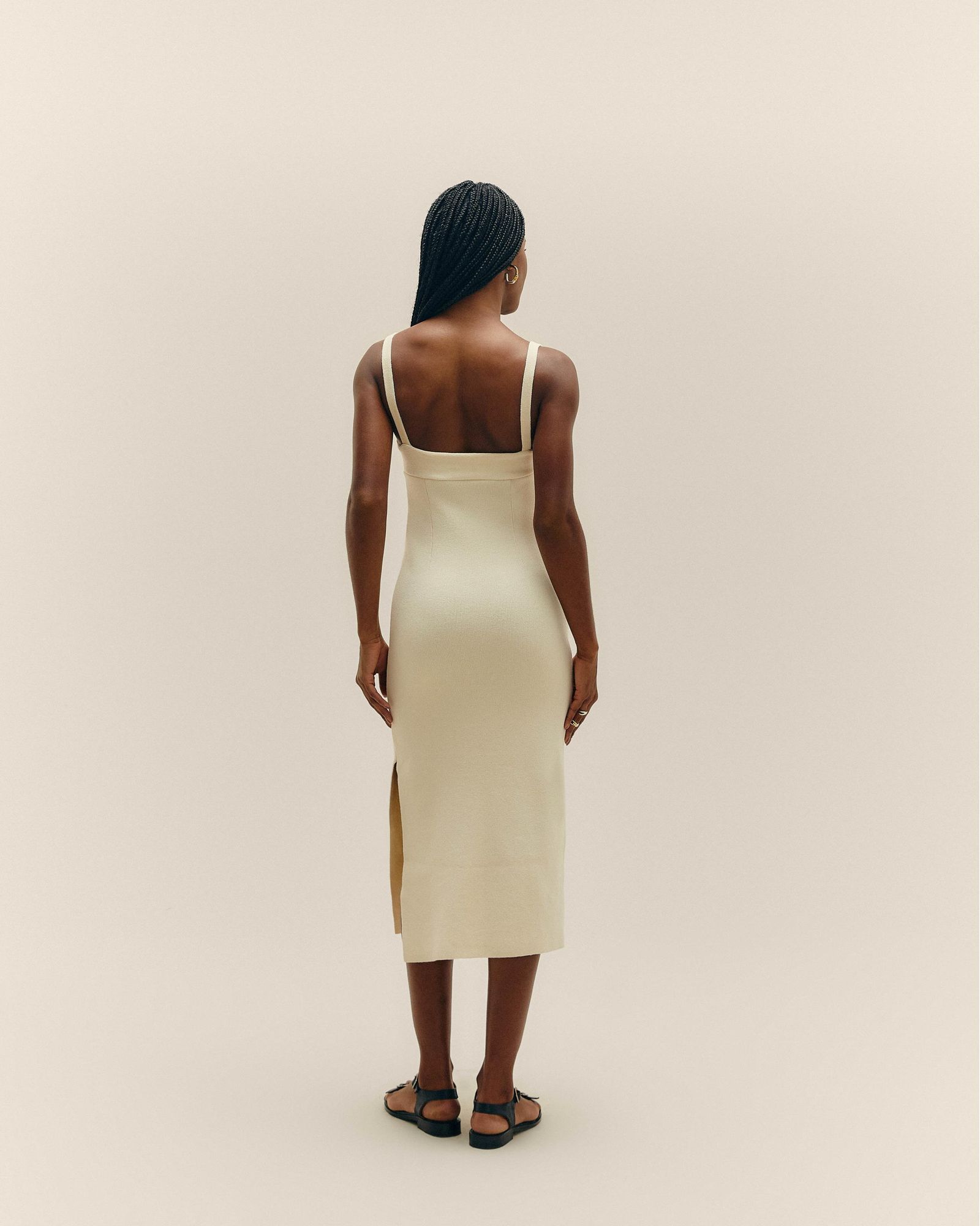 03010214_0014_3-VESTIDO-MONICA-TRICOT