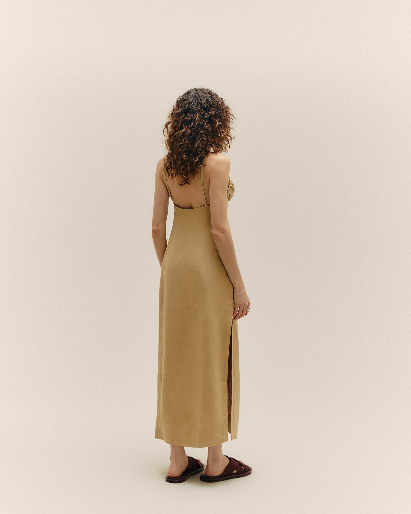 03010201_0112_3-VESTIDO-LORRANE-LINHO