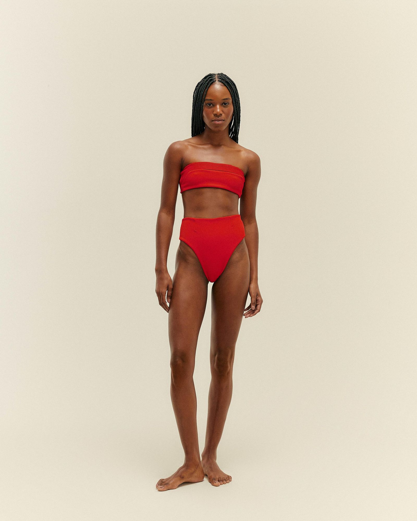 01040471_0247_1-HOTPANTS-CLASSICA-NERVURA