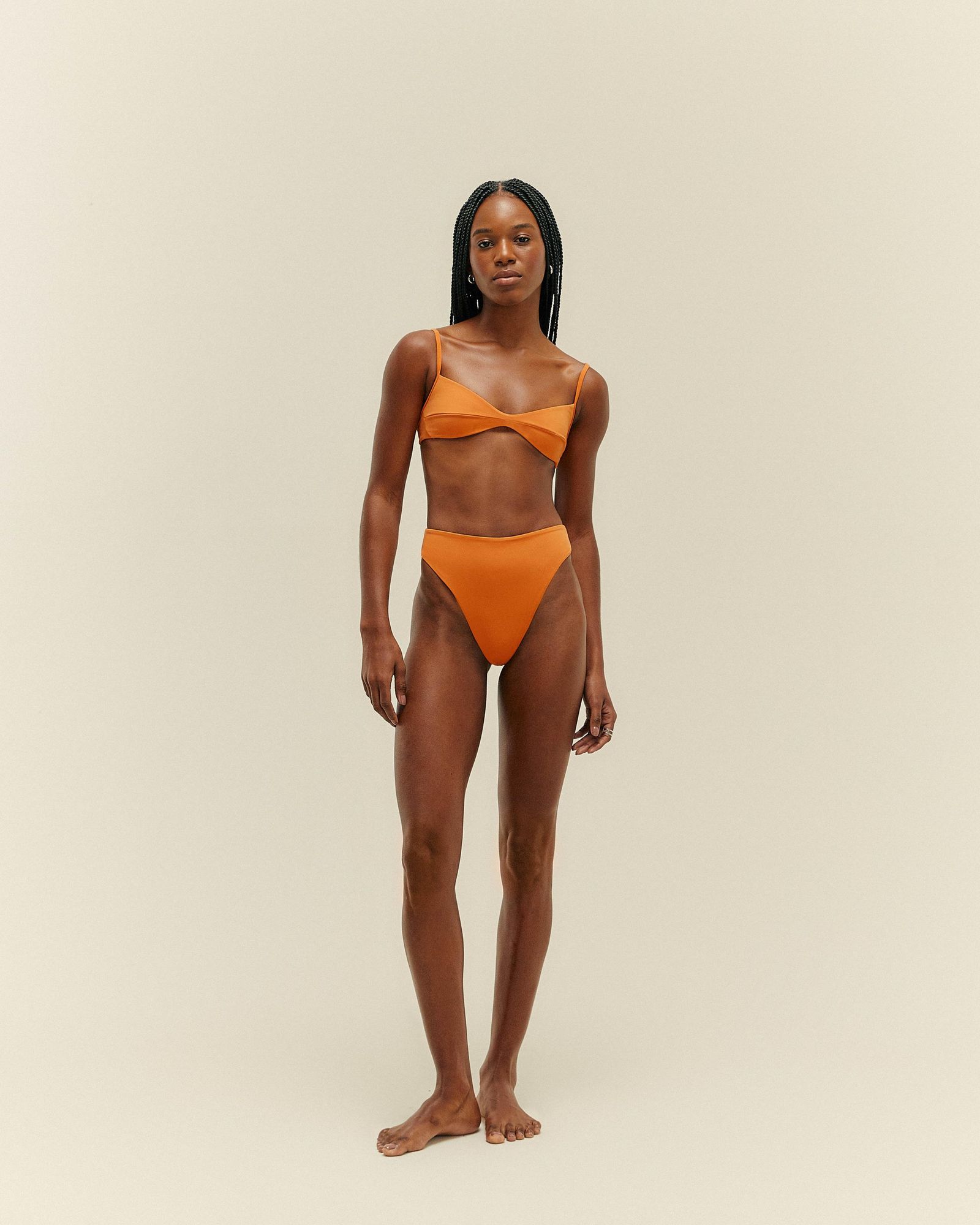 01040600_0350_1-HOTPANTS-MAH