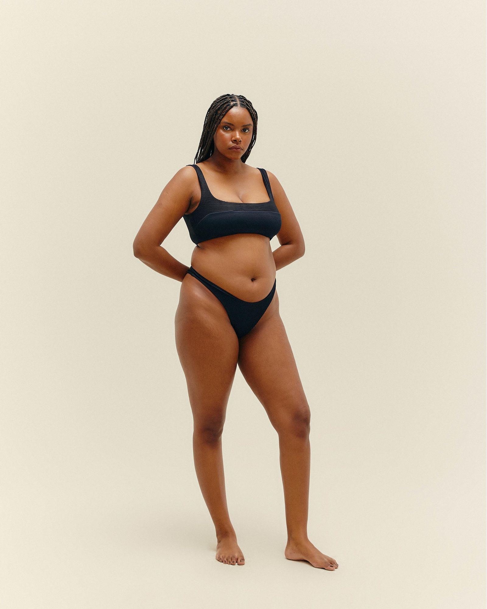 01030781_0001_1-TOP-GABI-NERVURA
