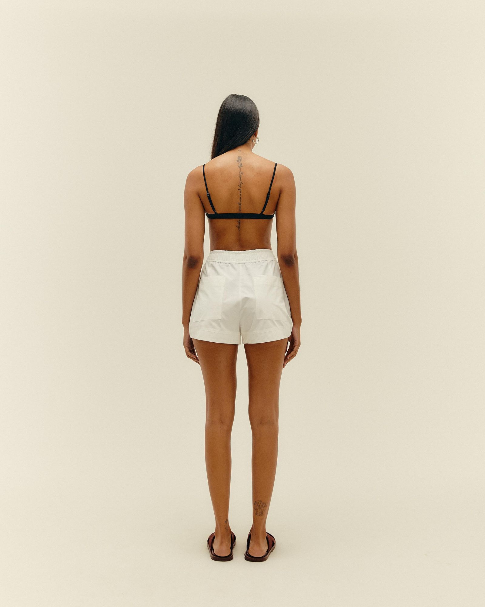 03100076_0014_2-SHORT-GABRIELA