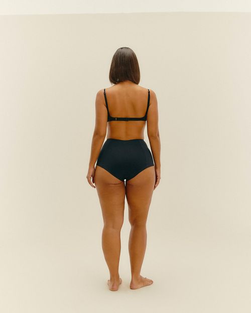 01040674_0001_2-HOTPANTS-DENISE-FP