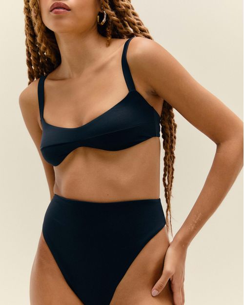 01030832_0001_4-TOP-LOLA-FP