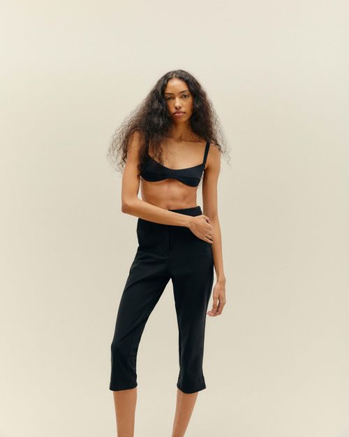 03040125_0001_3-CALCA-CORSARIO