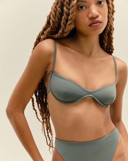 01030836_0089_4-TOP-LANA-FP