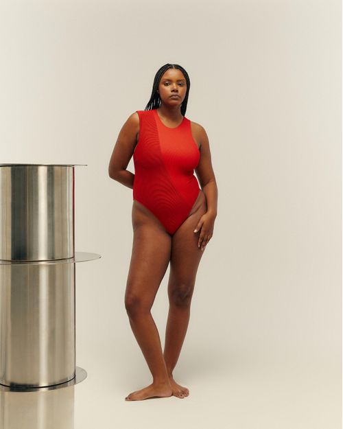 01020547_0247_1-MAIO-RECORTE-NERVURA