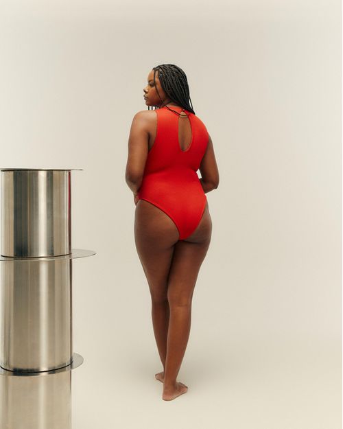 01020547_0247_2-MAIO-RECORTE-NERVURA