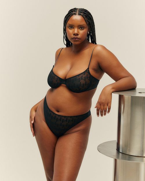 01030884_0383_1-TOP-NAI-RENDA