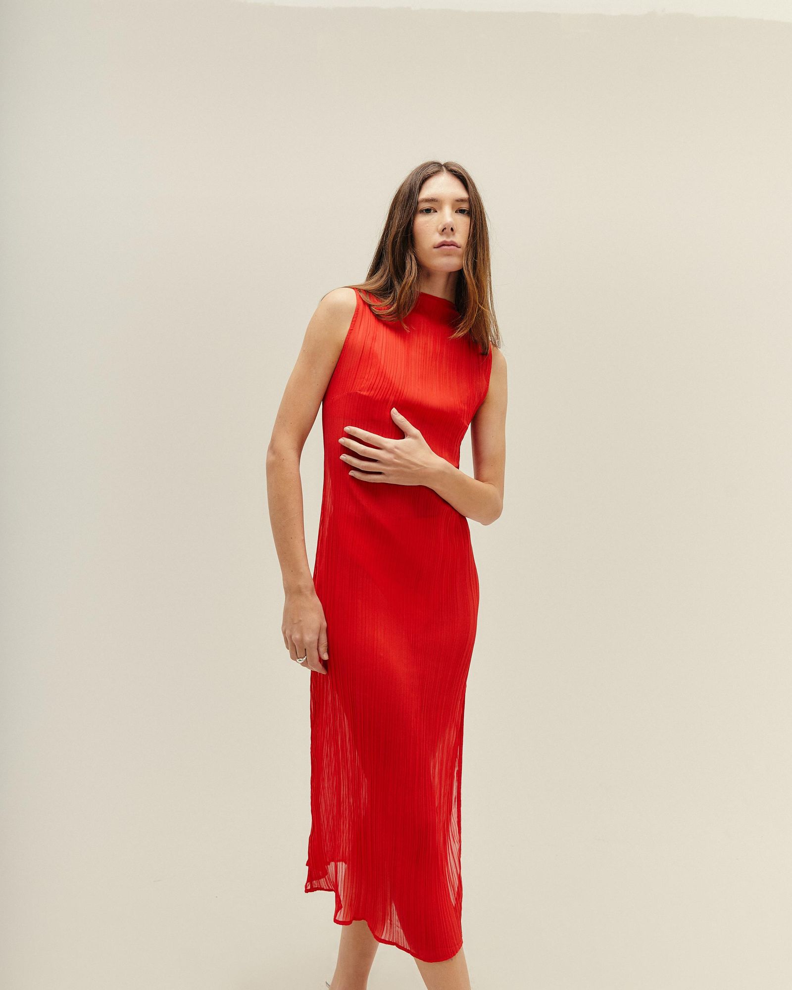 03010308_0247_3-VESTIDO-PINTON-PLISSADO