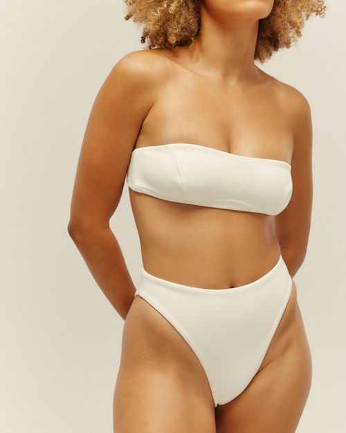 01030803_0014_4-TOP-ZOE-CREPE