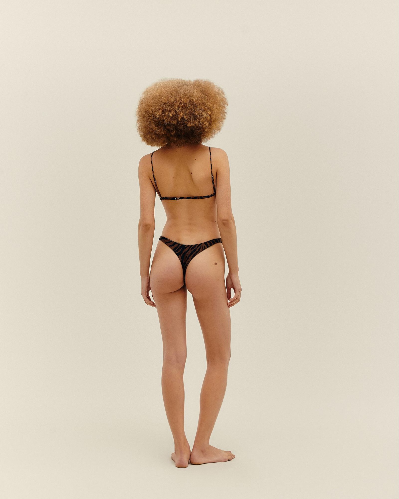 01030910_0391_2-TOP-OLIVIA-REGULAVEL-ESTAMPADO