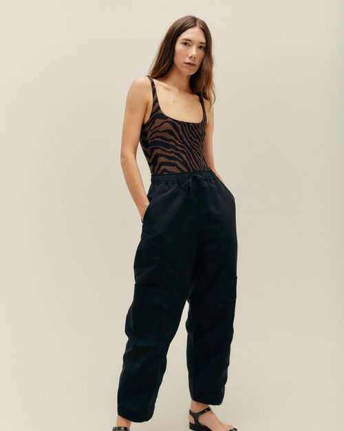 03040120_0001_3-CALCA-VIVIAN