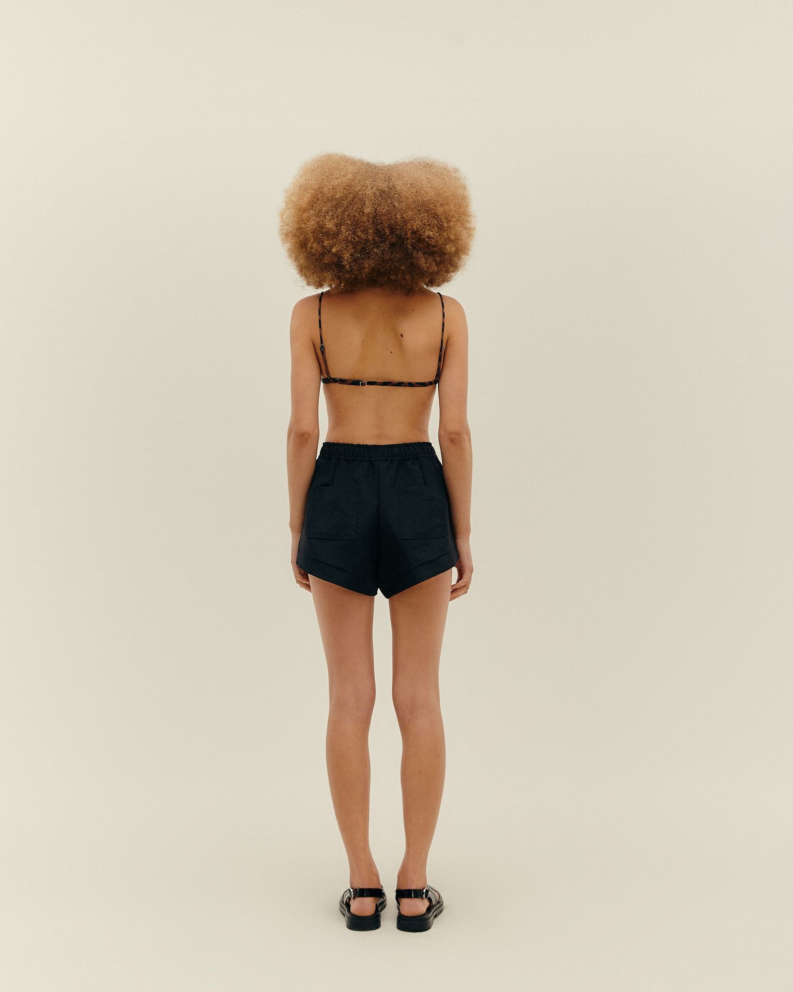 03100094_0001_3-SHORT-ISABEL