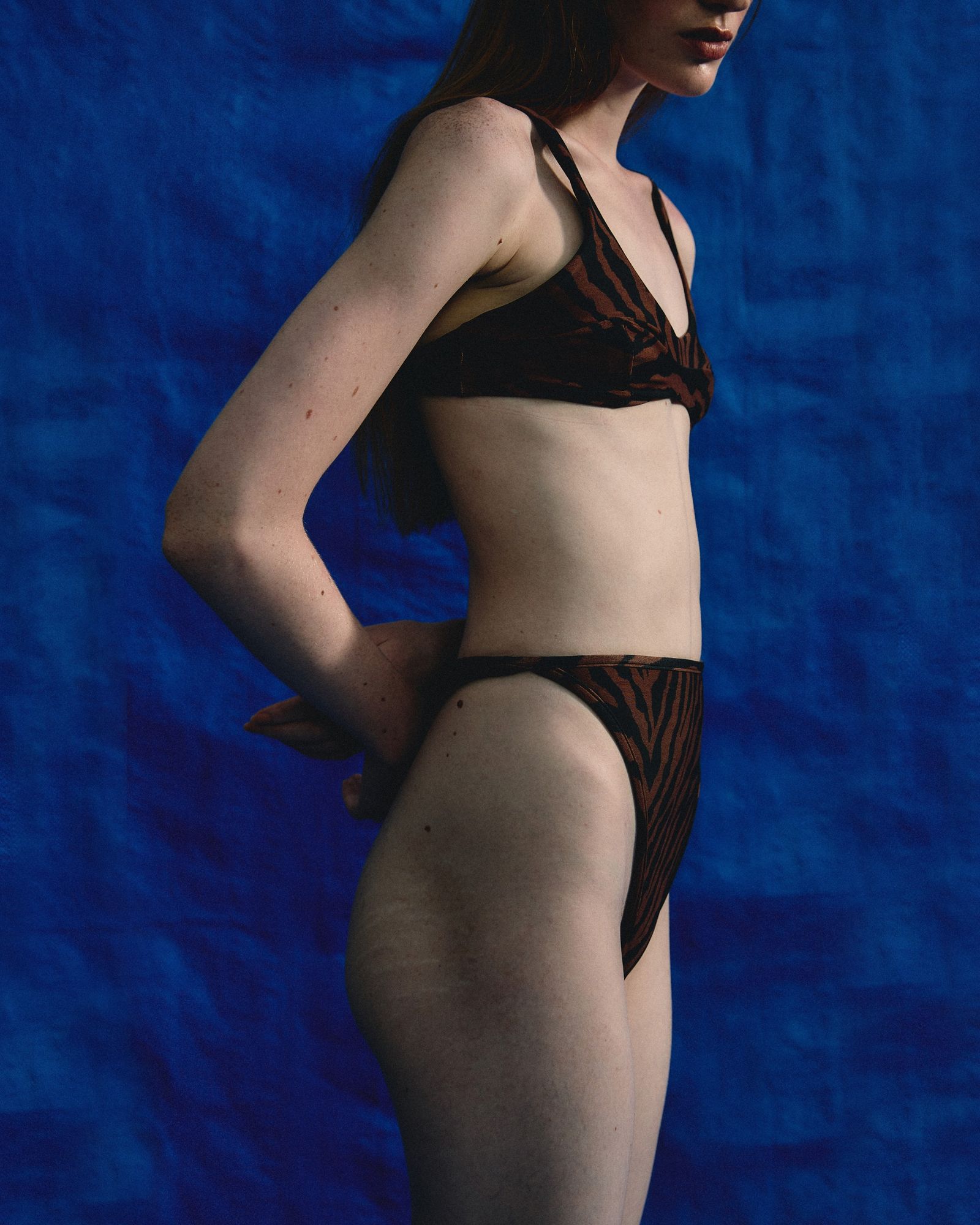 01030906_0391_8-TOP-LAURA-ESTAMPADO