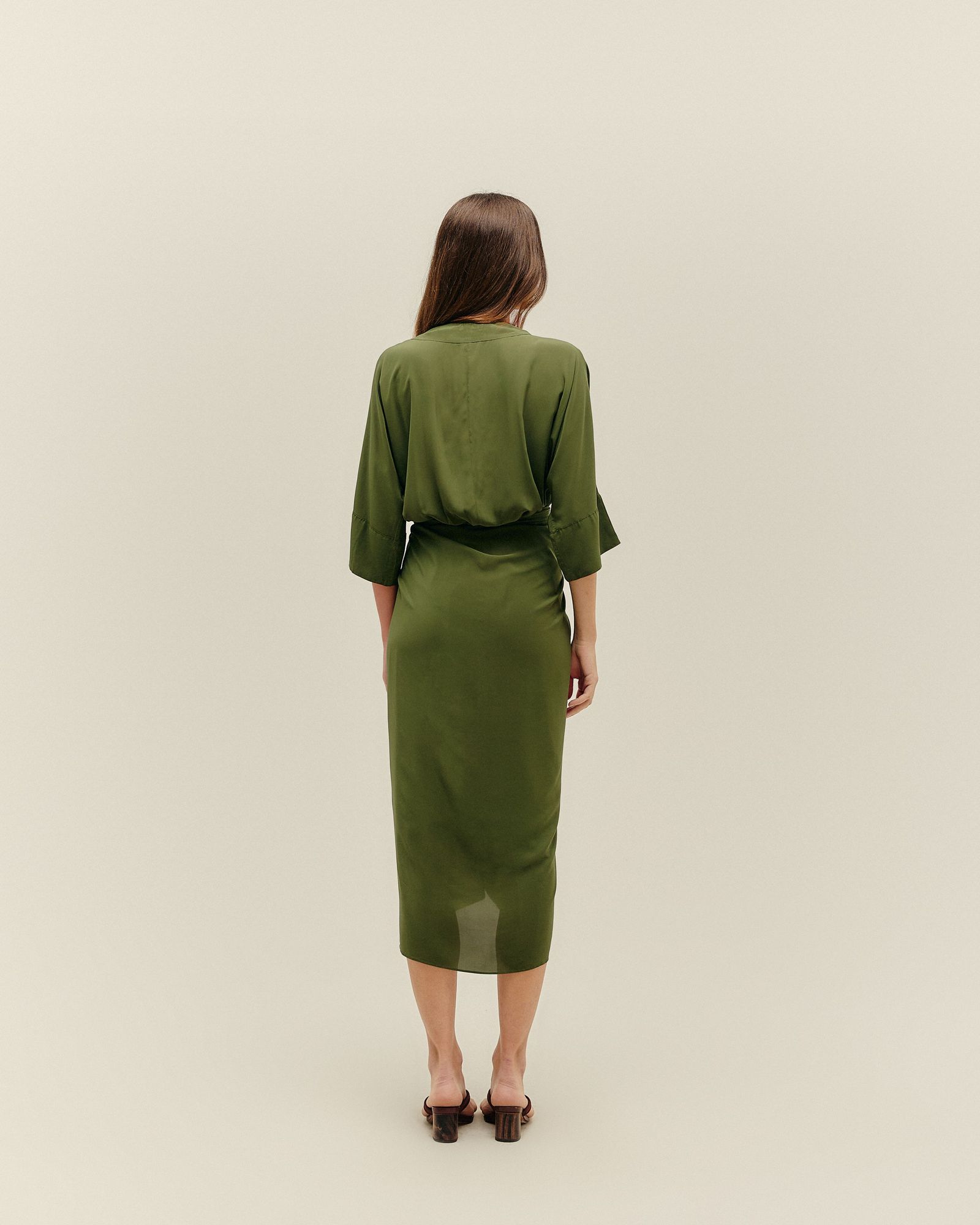 03080084_0187_5-TUNICA-AMARRACAO-VISCOSE-ACETINADA