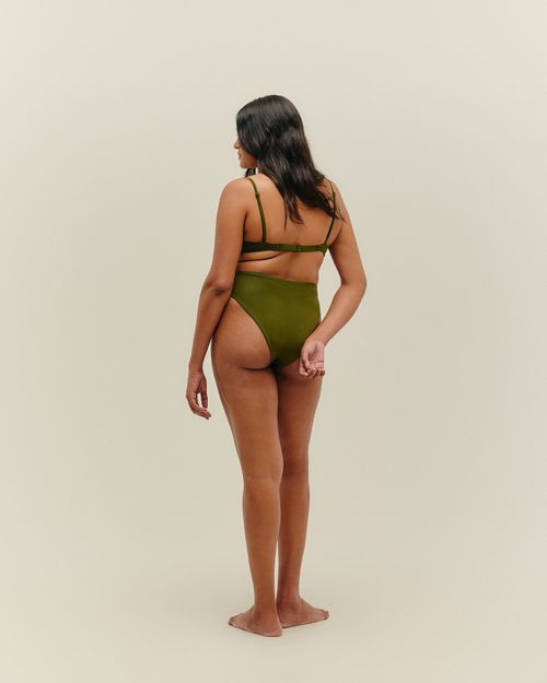 01040769_0187_3-HOTPANTS-CLASSICA