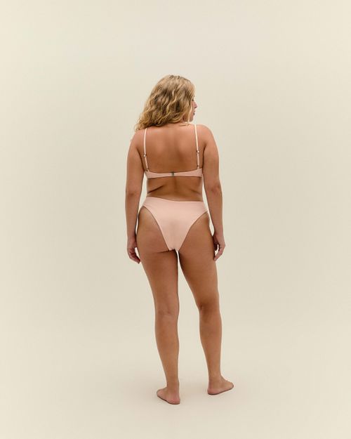 01040693_0381_2-CALCINHA-LEILA