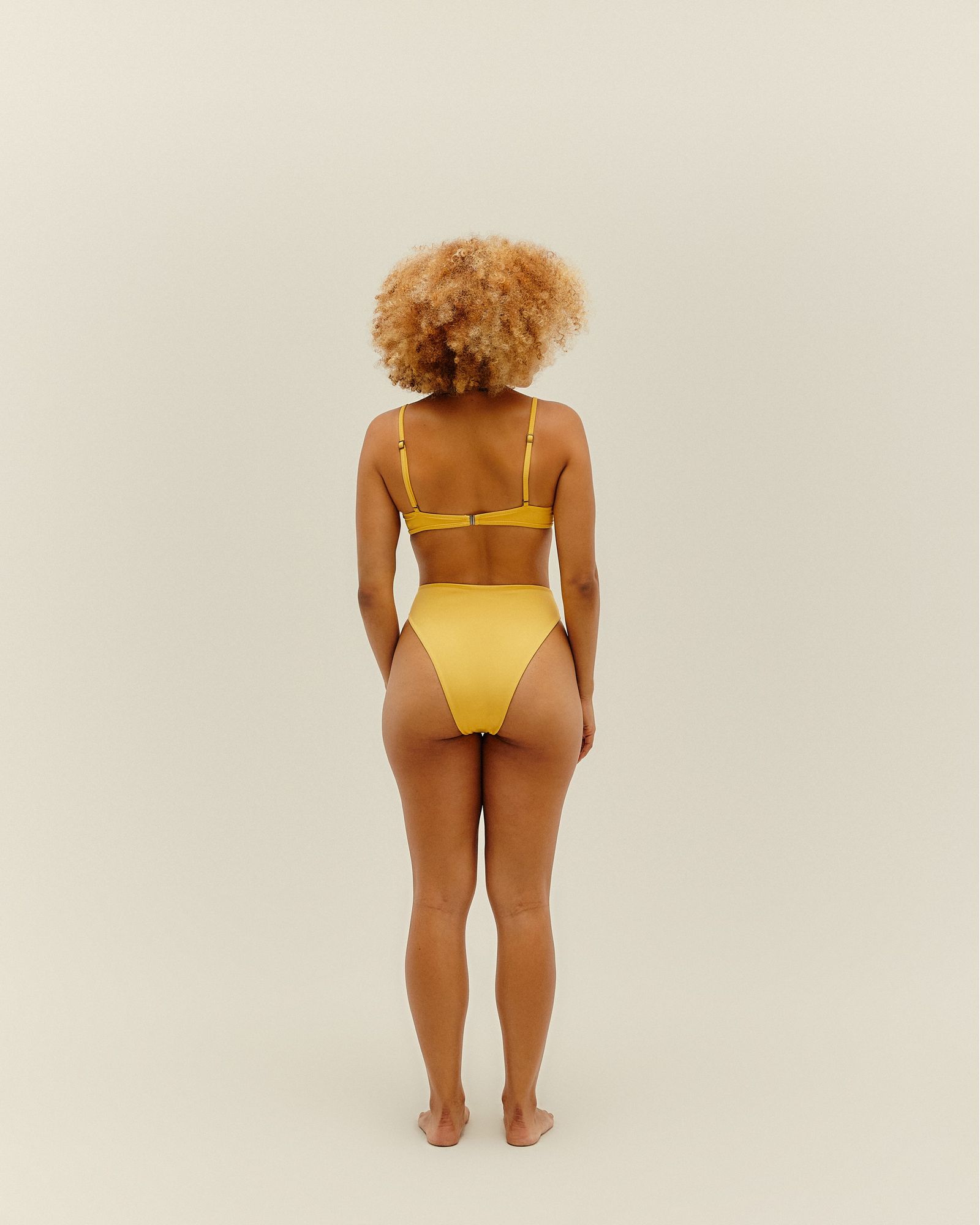 01040713_0380_2-HOTPANTS-MAH