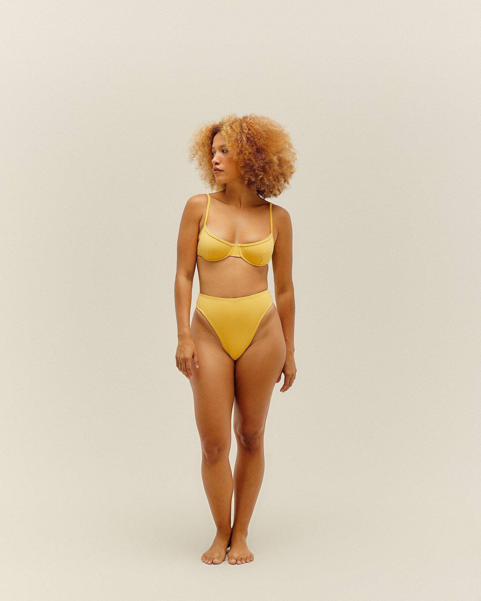 01040713_0380_1-HOTPANTS-MAH