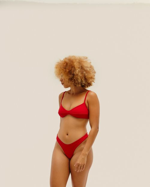 01030967_0005_1-TOP-MONICA-CREPE