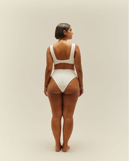 01030348_0014_2-TOP-MANU-CREPE