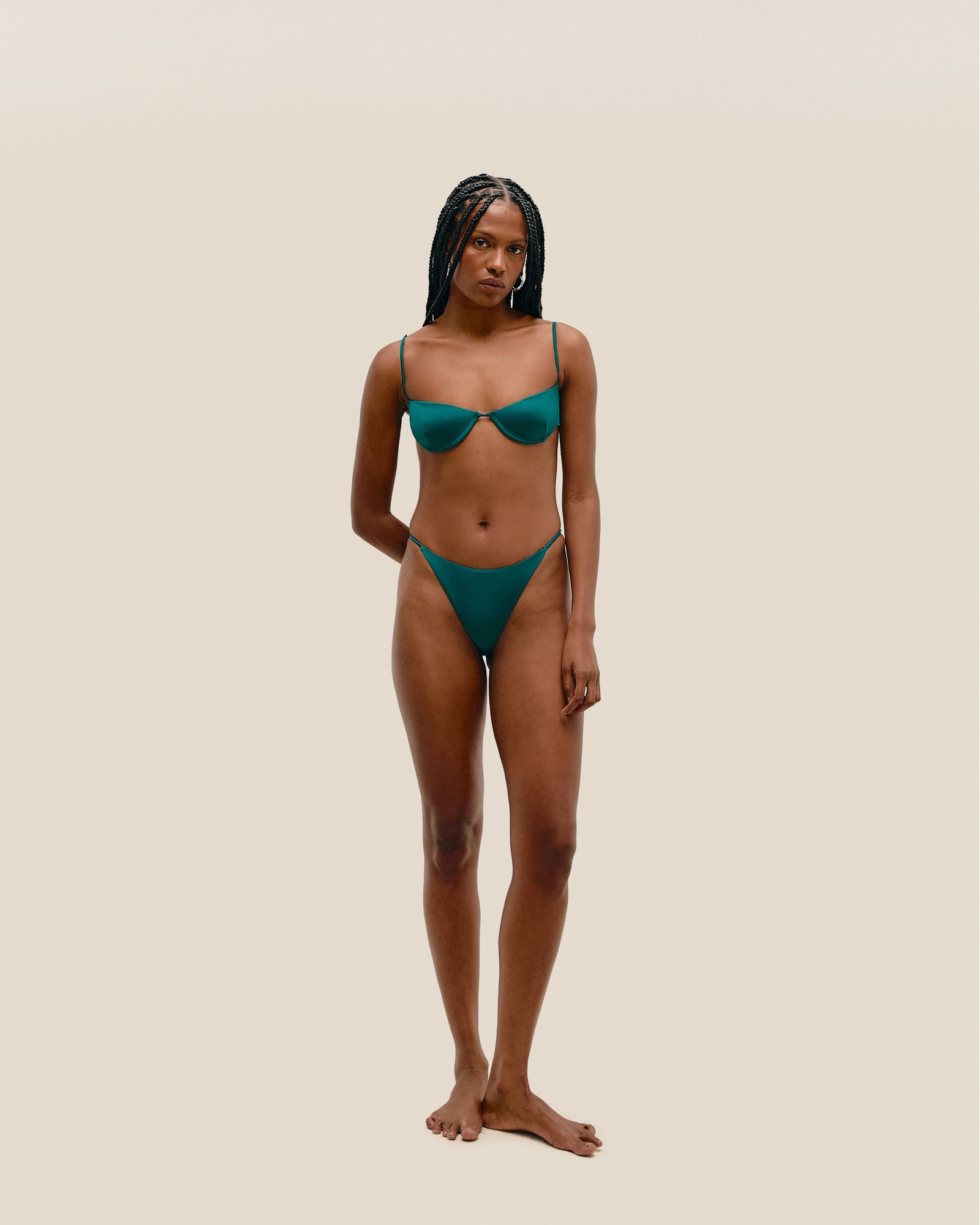 01040817_0406_1-CALCINHA-TAI