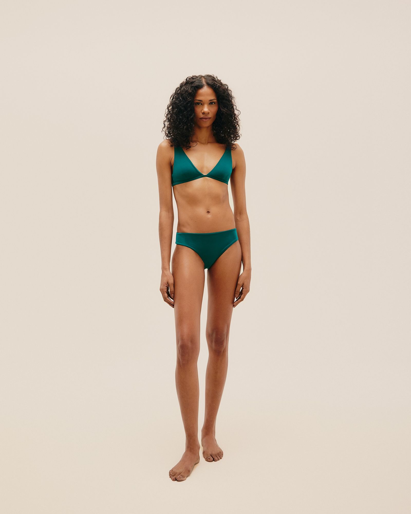 01031059_0406_1-TOP-RUTH