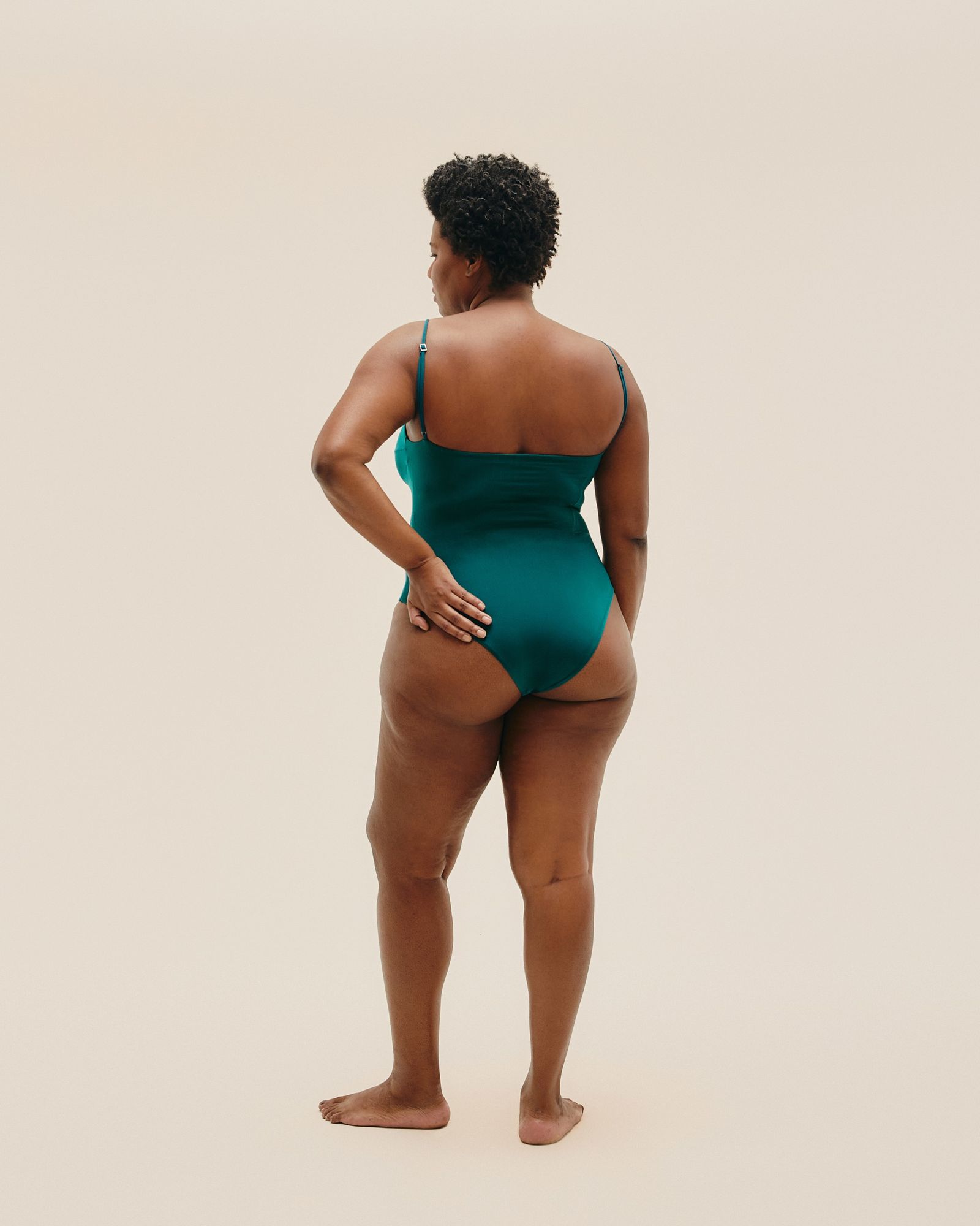 01020601_0406_4-MAIO-MONICA