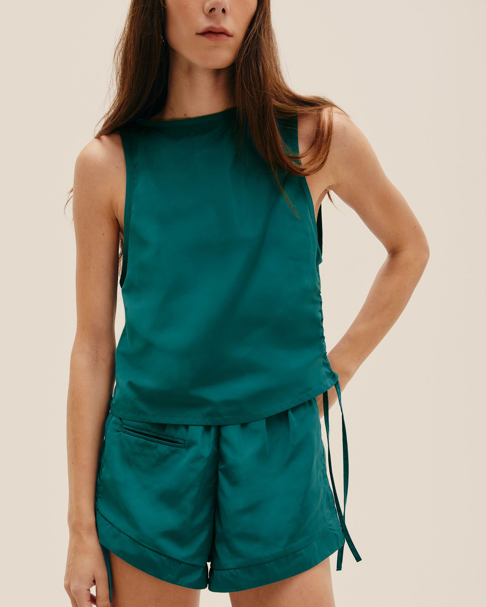 03100107_0406_1-SHORT-ISABEL