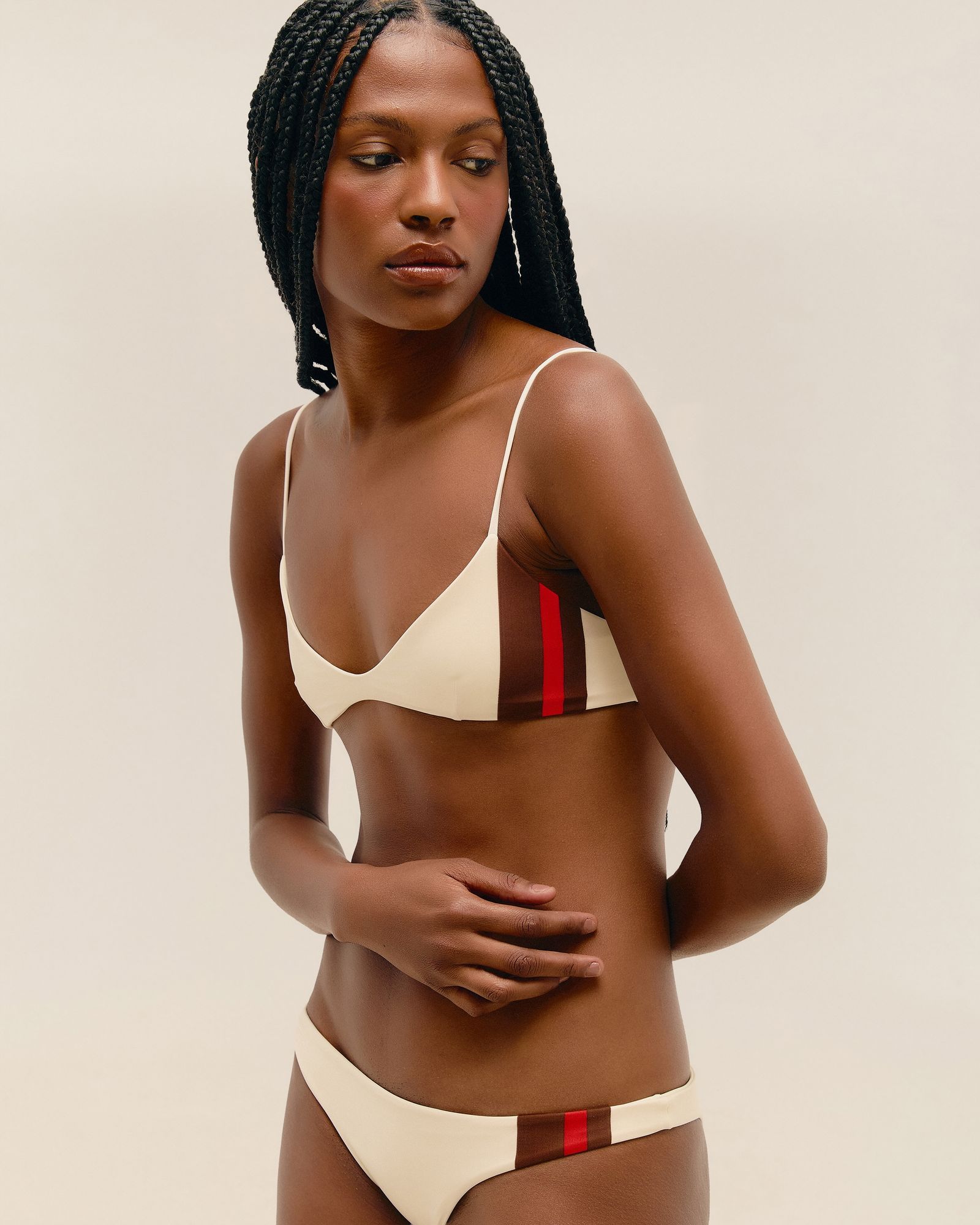 01031028_0408_4-TOP-CRIS-ESTAMPADO