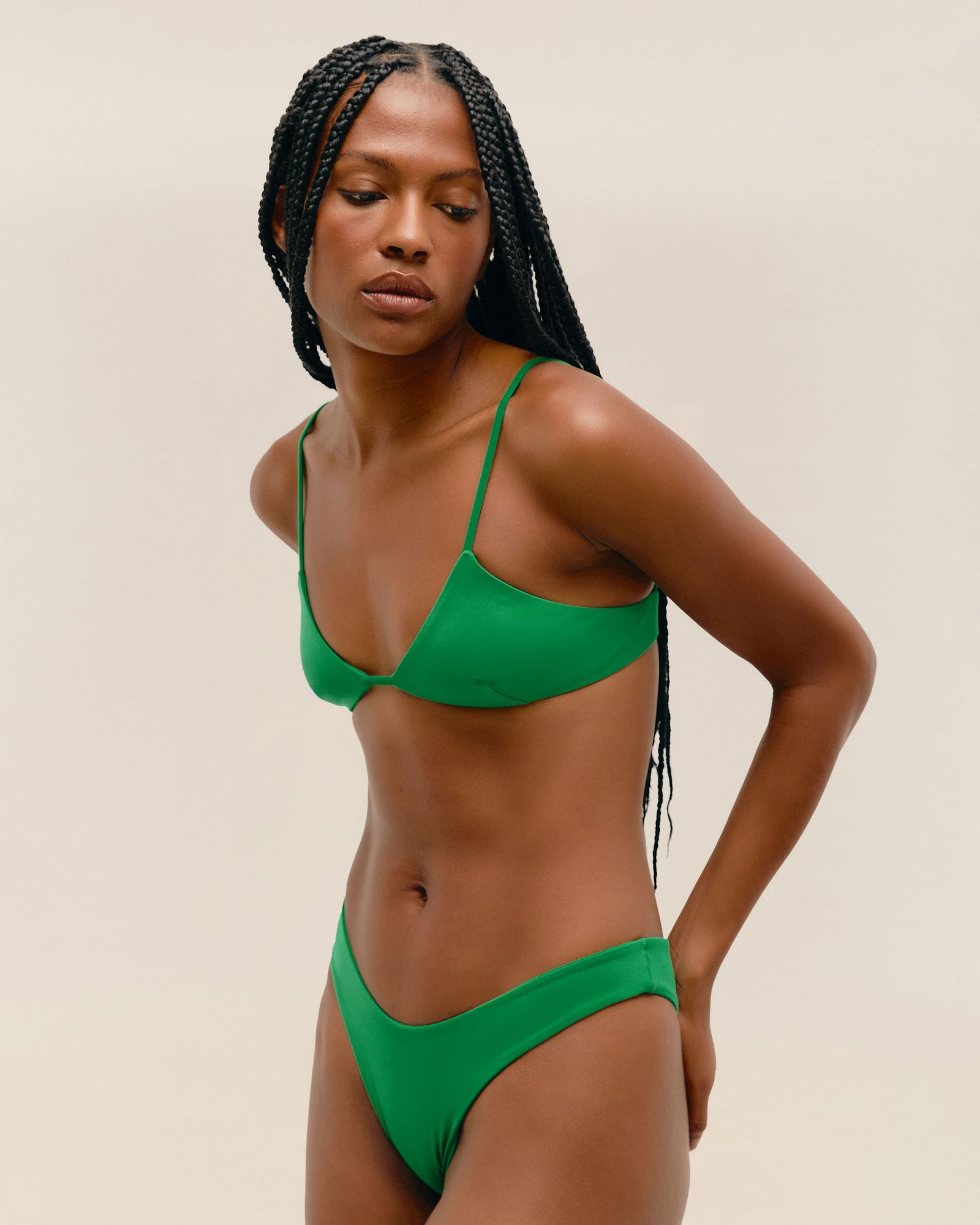 01030995_0397_4-TOP-CORA