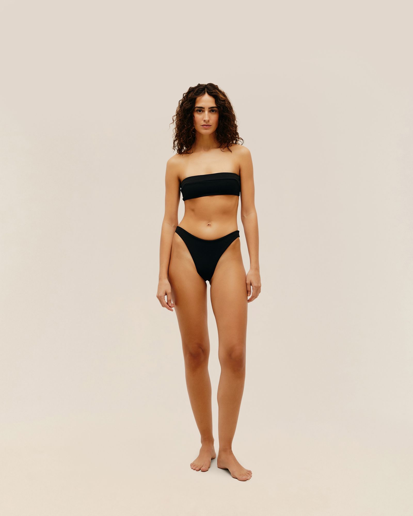 01030458_0001_1-TOP-GABI-RETO-CREPE