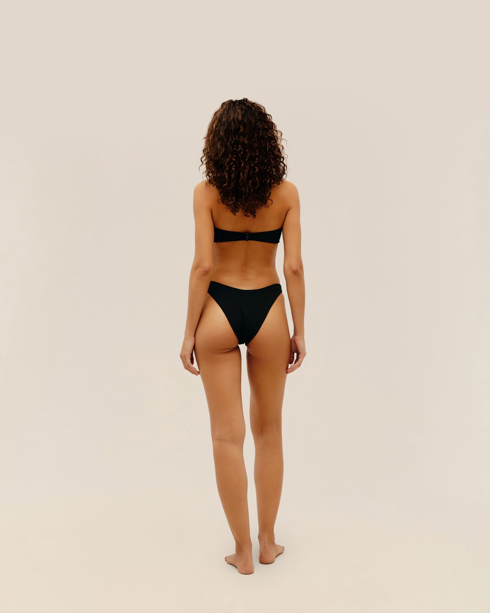 01040882_0001_2-CALCINHA-PETRUS-CREPE