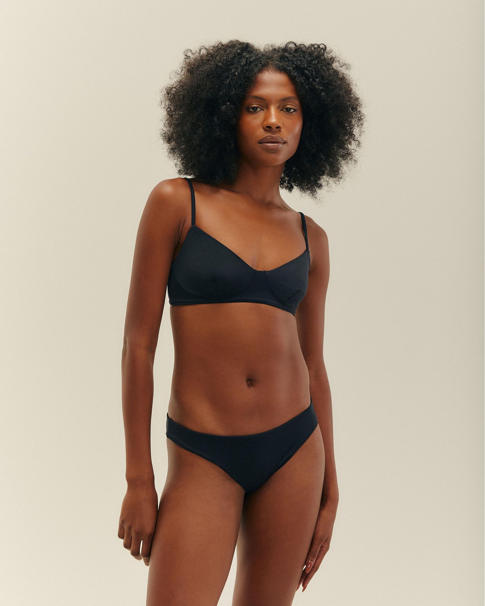 01040529_0001_3-CALCINHA-BASIC-FP