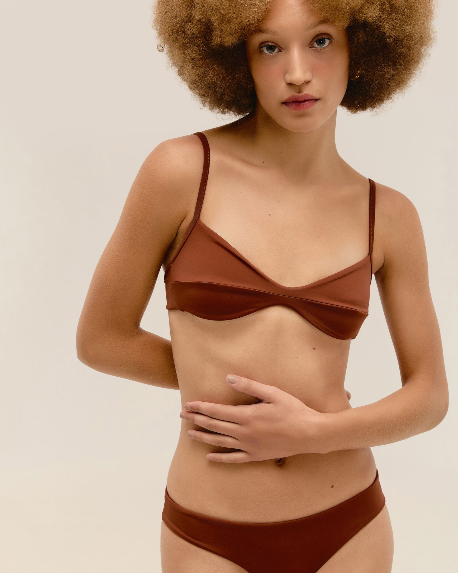 01031017_0363_4-TOP-MONICA