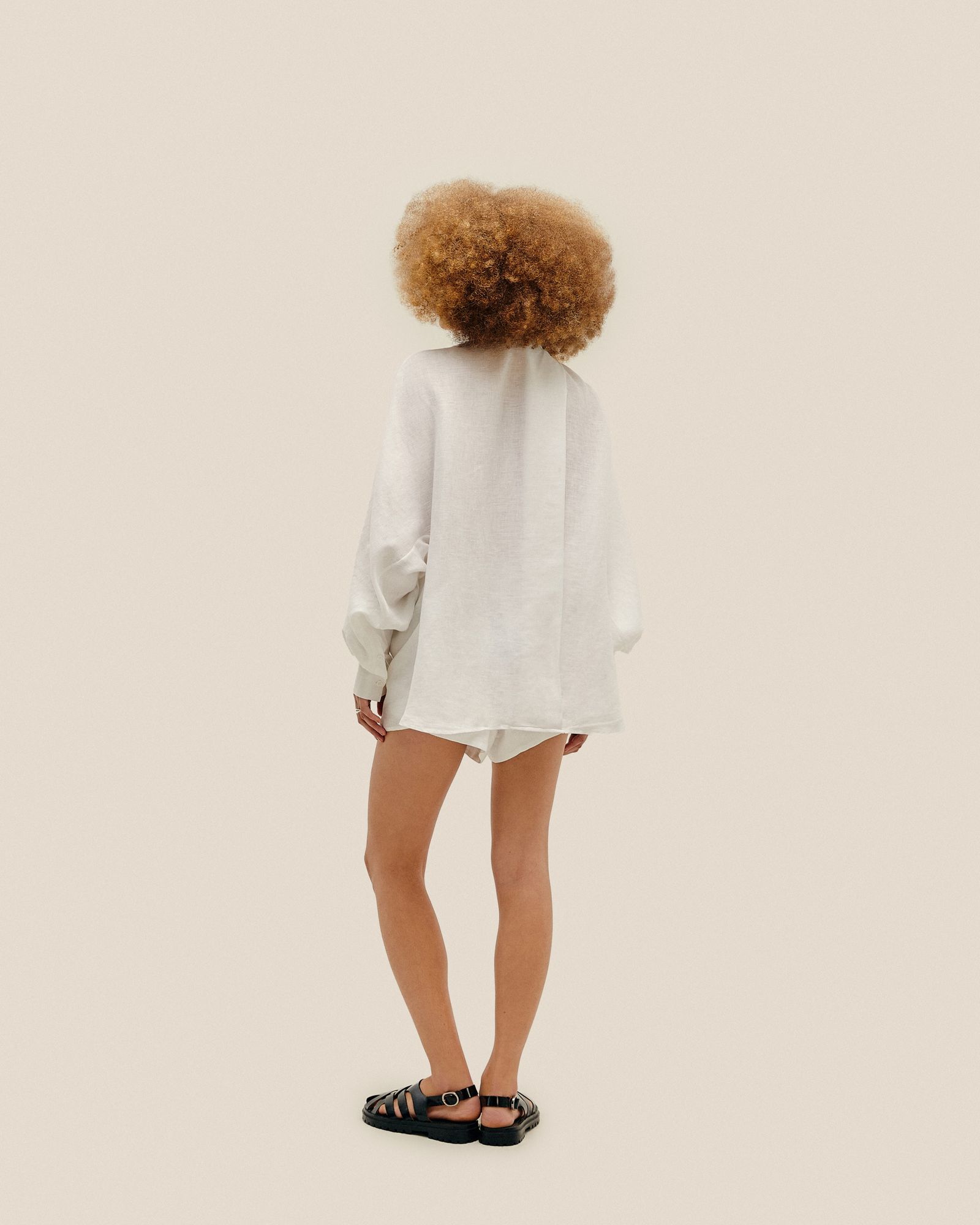 03070105_0014_3-CAMISA-OVERSIZED-LINHO