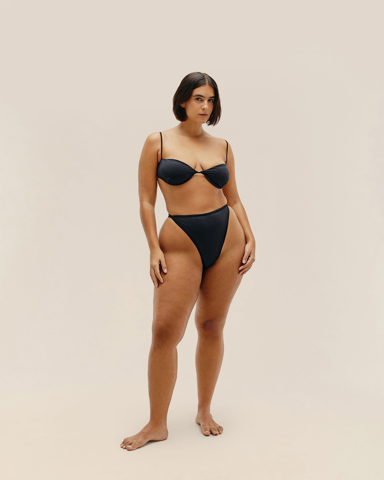 01031003_0001_1-TOP-ELLA-FP