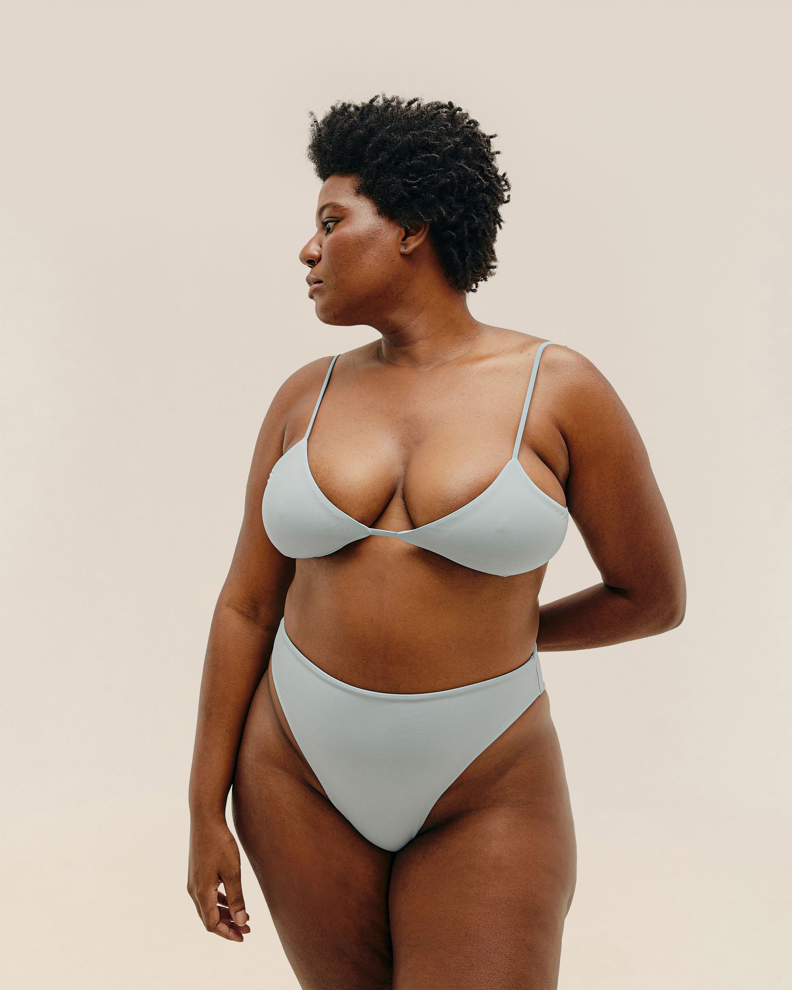 01031011_0244_5-TOP-CORA