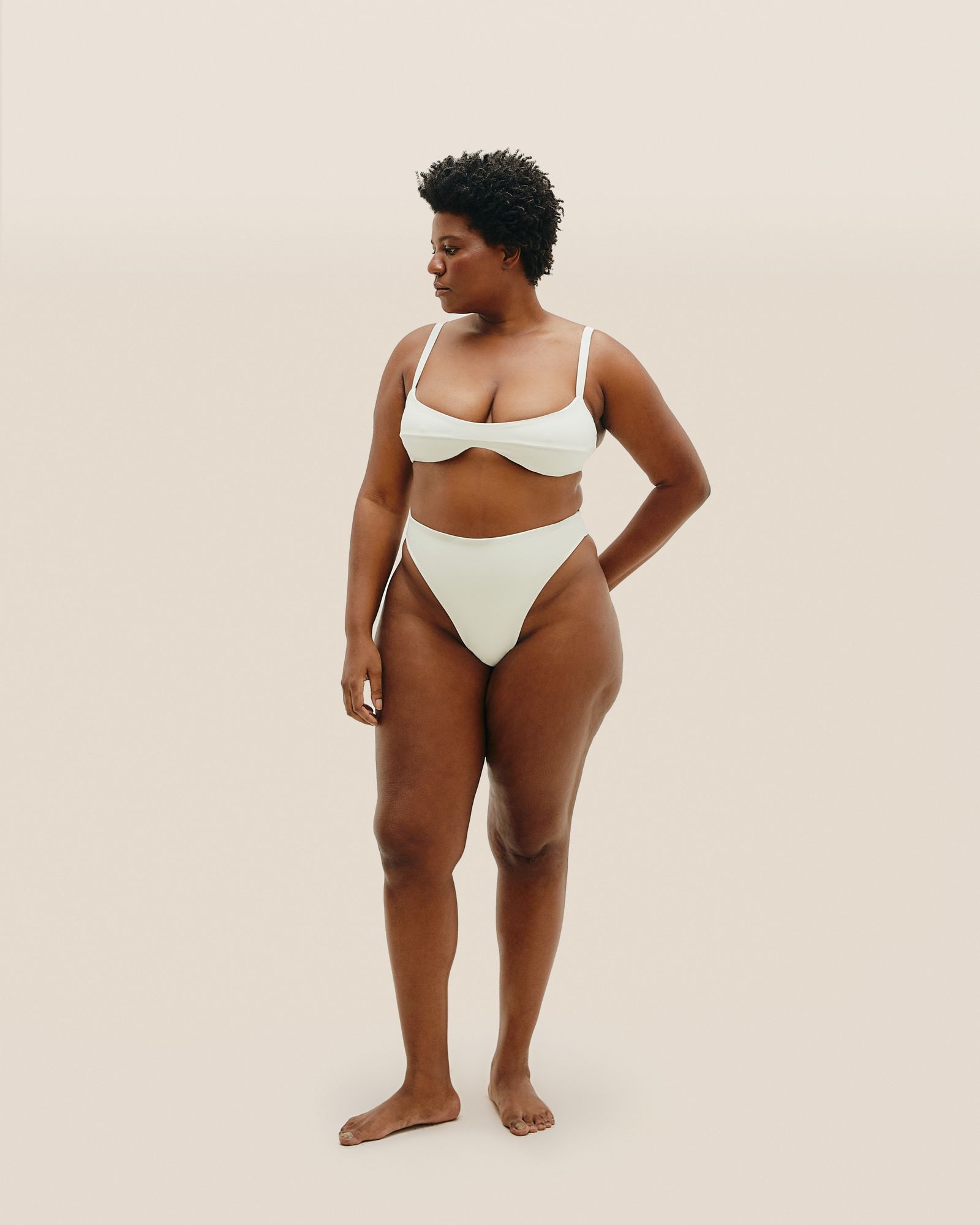 01031024_0014_1-TOP-LOLA-FP