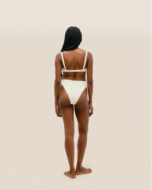 01031024_0014_4-TOP-LOLA-FP